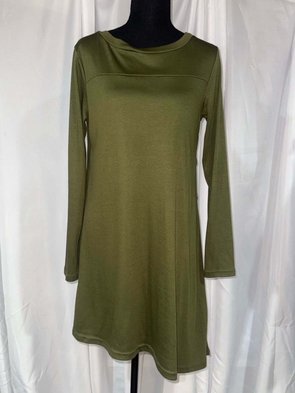 Long-Sleeve Olive Swing Dress - Minimal Crew Neck